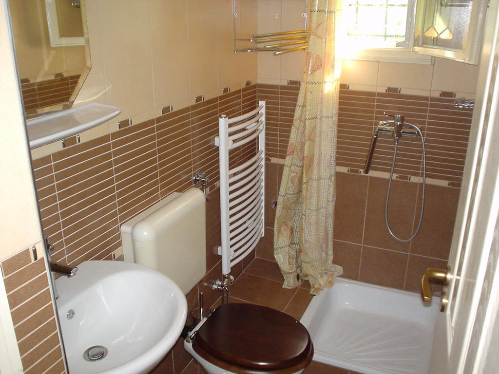 Oeroekzoeld Apartmanok Balatonfenyves Quarto foto